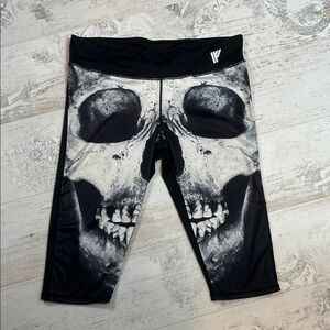 Rare Iron Fist Loose Tooth Black and White Skeleton Capri Leggings